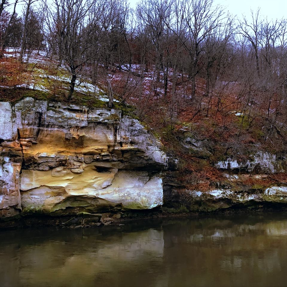 Hanging Rock_Redfield